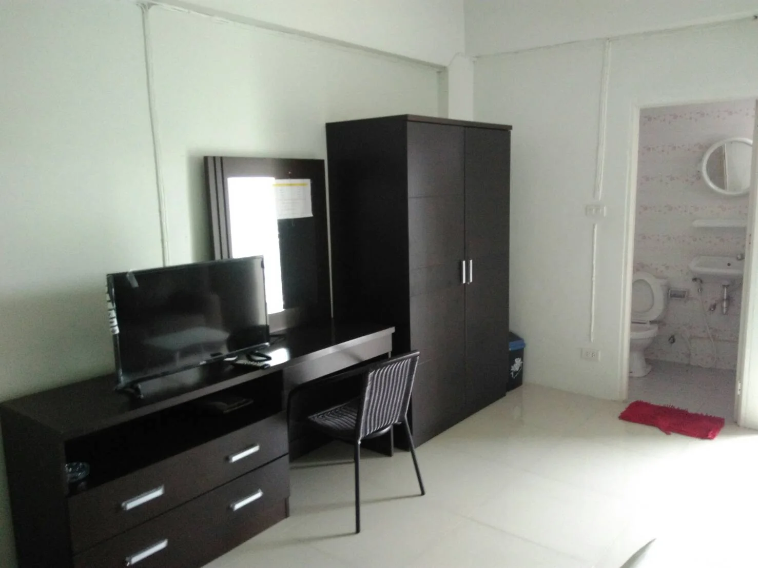 ทิศราพร เรสซิเดนท์ Hotel / Apartment รายวัน รายเดือน รูปที่ 9