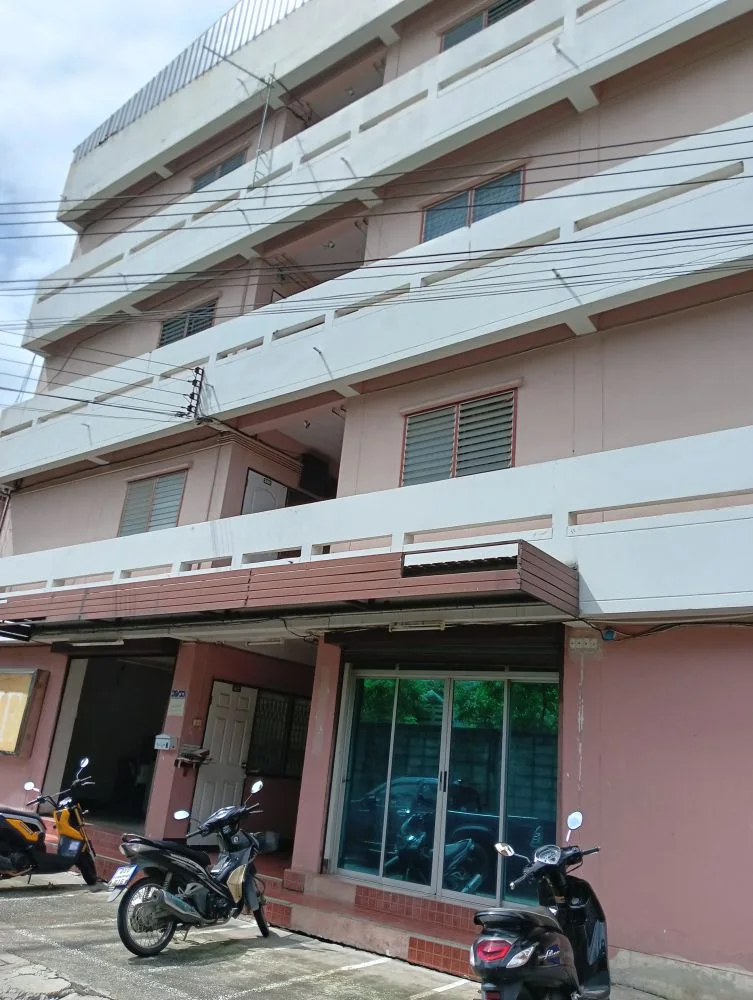 ปลาวาฬ168 ใกล้ฟิวเจอร์รังสิต รูปที่ 2