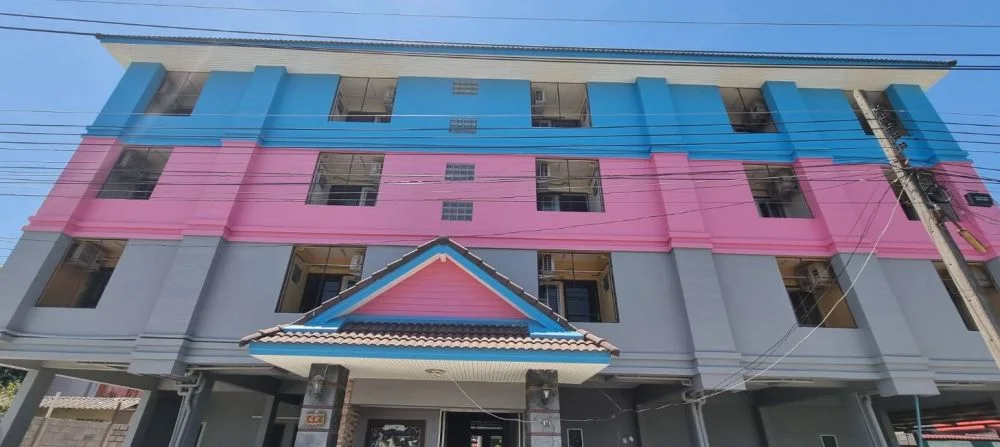หอพักรังสิต คลอง7 ถูกและดี แอร์ เฟอร์ เครื่องทำน้ำอุ่น ที่จอดรถครบ ห้องใหญ่ Free Wifi รูปที่ 12