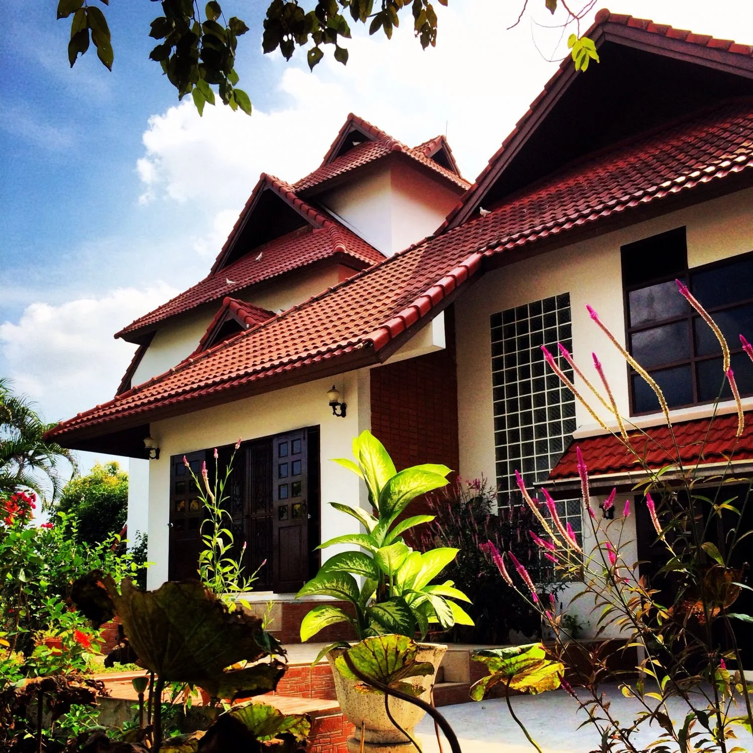อพาร์ทเม้นท์ให้เช่า บ้านพรพิม หมู่บ้านเมืองเอก ใกล้มหาวิทยาลัยรังสิต