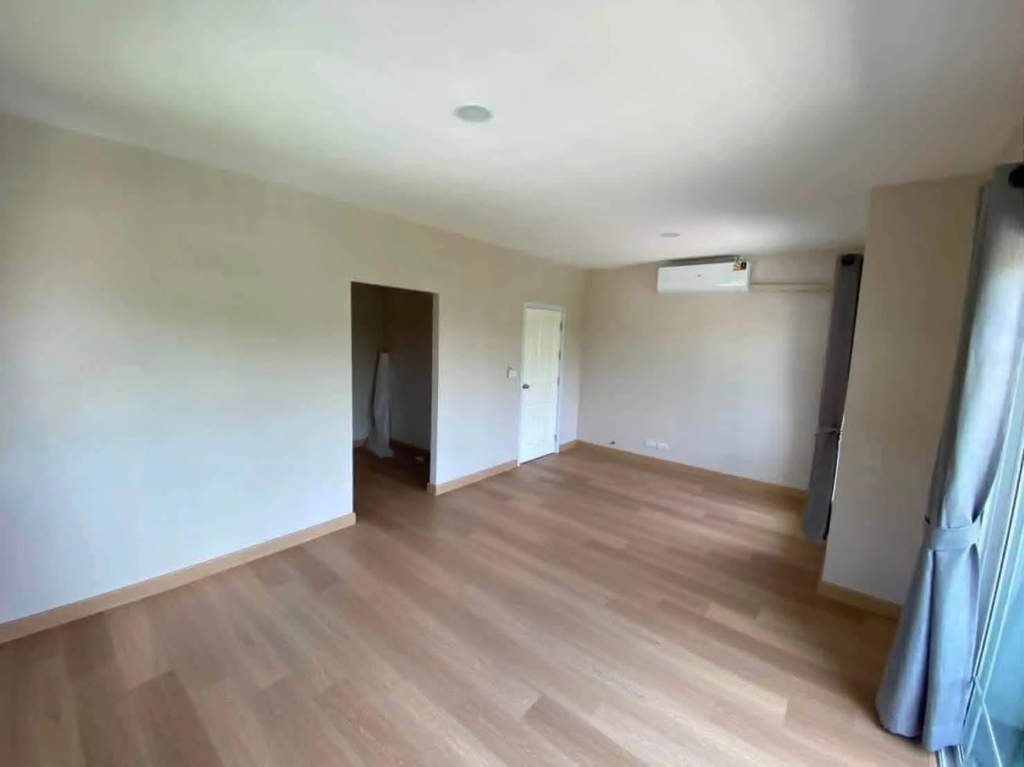 ให้เช่าบ้านเดี่ยว หมู่บ้านภัสสร 19 จตุโชติ รีโนเวทใหม่ 3 นอน
